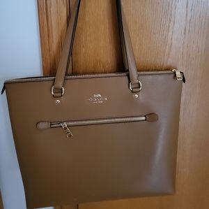 Coach purse (pending sale)